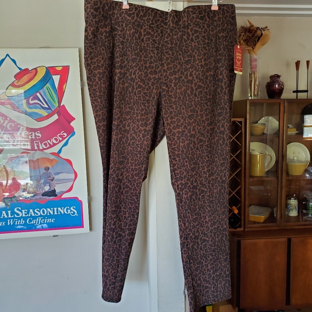 Reposh-Faded glory cheeta print jeans